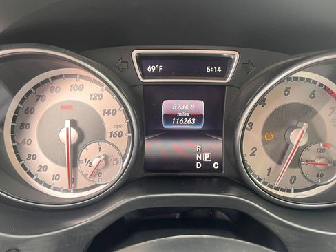 Used 2016 Mercedes-Benz GLA 250 4MATIC image 14