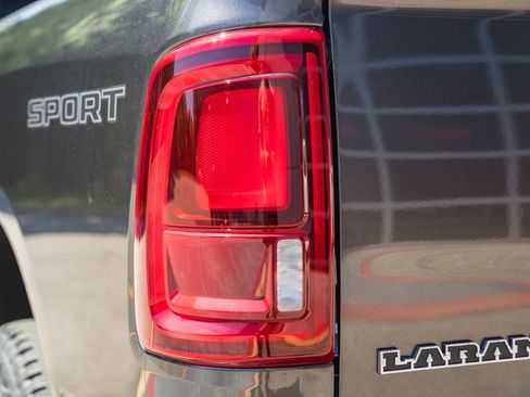 New 2026 RAM 2500 Laramie AWD/4WD image 7
