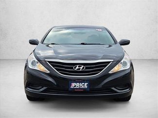 Used 2012 Hyundai Sonata GLS w/ Popular Equipment Pkg FWD video 2