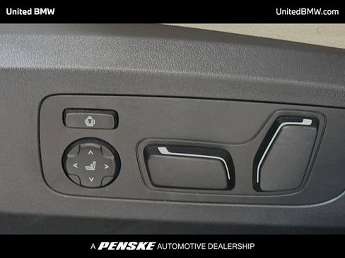 Used 2025 BMW X3 xDrive30i w/ Convenience Package AWD/4WD image 4