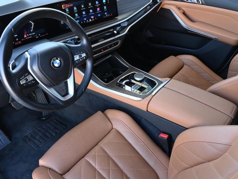 Certified 2024 BMW X5 sDrive40i image 11
