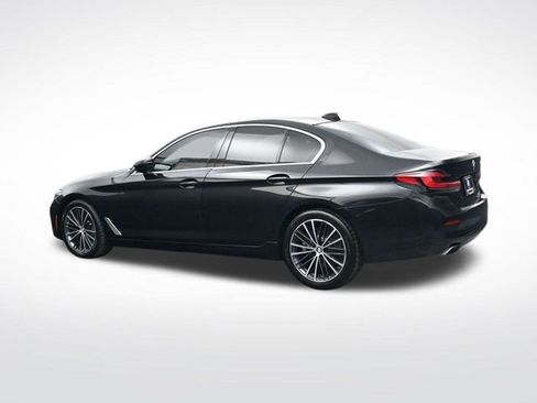 Used 2023 BMW 530i image 6