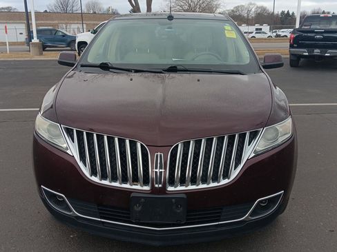 Used 2011 Lincoln MKX AWD w/ 102A Rapid Spec Order Code image 12