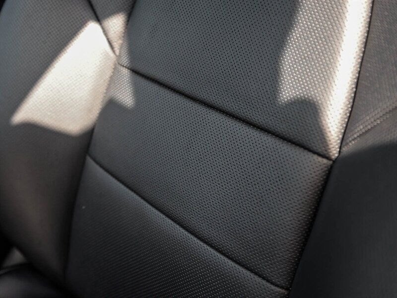 Used 2024 Porsche Cayenne AWD/4WD image 30