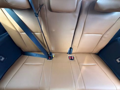 New 2026 Toyota Highlander Platinum AWD/4WD image 18