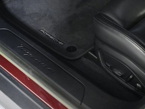 Certified 2022 Porsche Taycan 4 Cross Turismo image 24