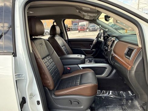 Used 2019 Nissan Titan Platinum Reserve w/ Platinum Utility Package image 33