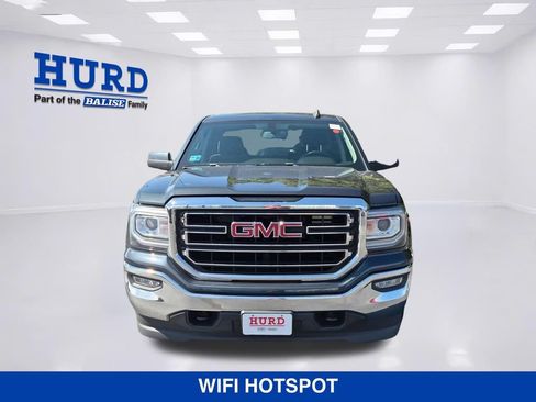 Used 2018 GMC Sierra 1500 SLE w/ SLE Value Package AWD/4WD image 8