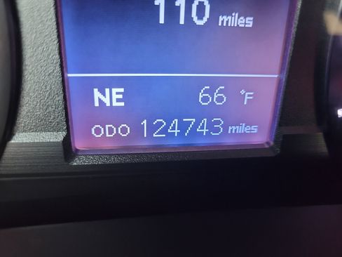 Used 2018 Toyota 4Runner SR5 RWD image 32