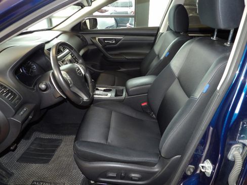 Used 2016 Nissan Altima 2.5 SR image 25
