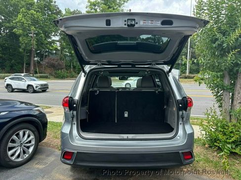 Used 2019 Toyota Highlander Limited Platinum AWD/4WD image 32