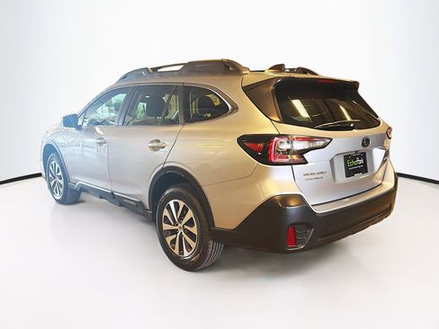 Used 2020 Subaru Outback image 5