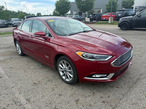 Used 2017 Ford Fusion Energi Titanium FWD image 3