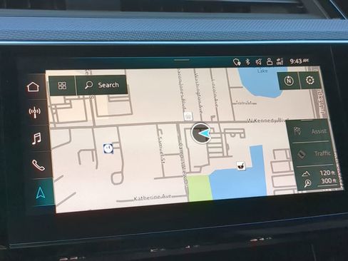 Used 2023 Audi e-tron S Premium Plus image 29