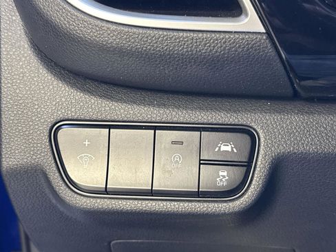 Used 2022 Kia Seltos EX image 25