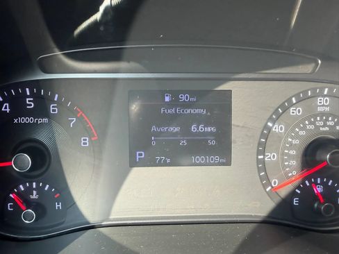 Used 2021 Kia Soul GT-Line FWD image 11
