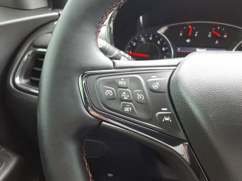 Used 2024 Chevrolet Equinox RS w/ RS Leather Package image 22