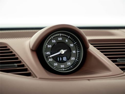 New 2026 Porsche Panamera 4 AWD/4WD image 18