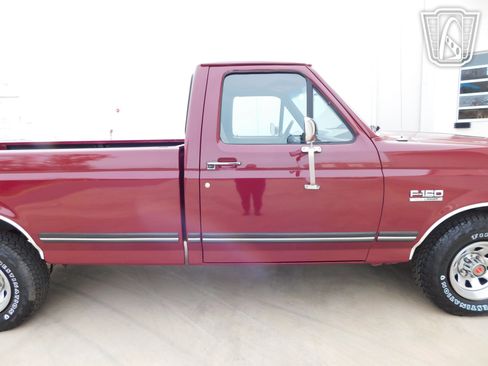 Used 1990 Ford F150 2WD Regular Cab image 31
