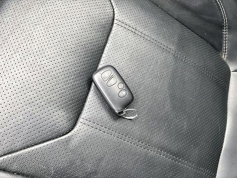 Used 2021 Subaru Forester Limited w/ Popular Package #3 image 35