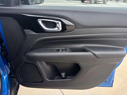 New 2026 Jeep Compass Latitude AWD/4WD image 13