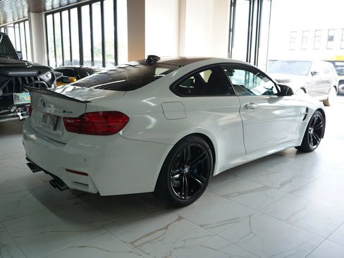 Used 2017 BMW M4 Coupe RWD image 24