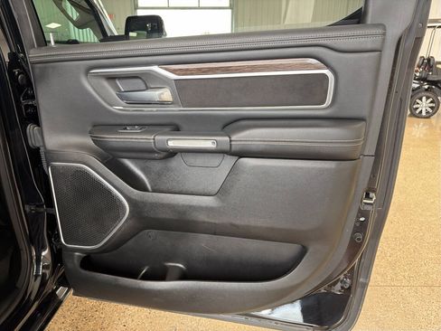 Used 2020 RAM 1500 Laramie AWD/4WD image 24