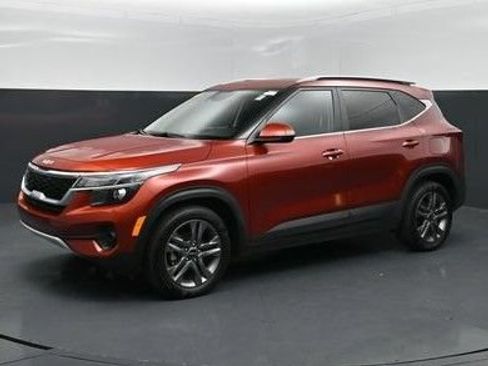 Used 2023 Kia Seltos S FWD image 1