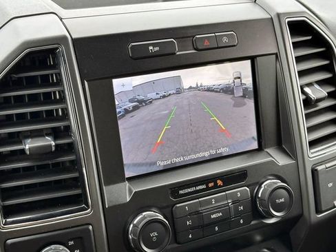 Used 2020 Ford F150 XLT w/ Equipment Group 302A Luxury AWD/4WD image 26