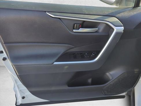 Certified 2021 Toyota RAV4 XLE image 7