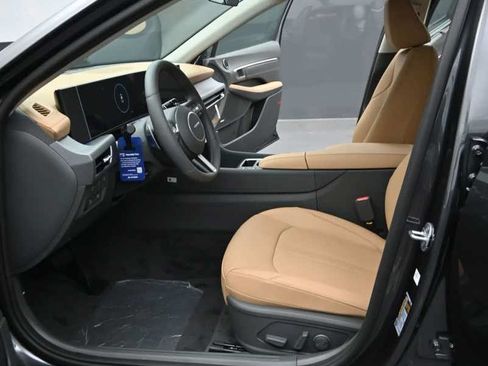New 2026 Hyundai Sonata Limited FWD image 17