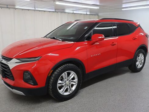Used 2021 Chevrolet Blazer LT FWD image 3