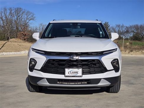 Used 2023 Chevrolet Blazer LT w/ Convenience Package image 3