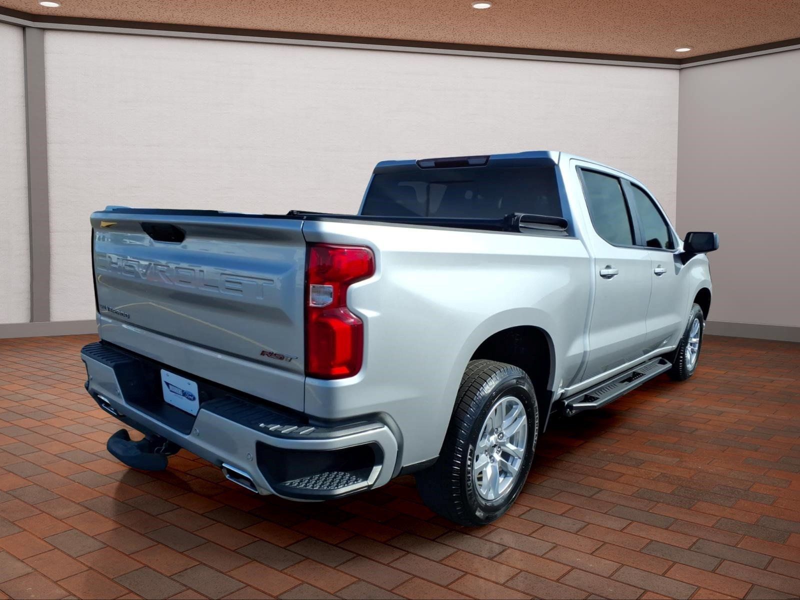 Used 2020 Chevrolet Silverado 1500 RST AWD/4WD image 8