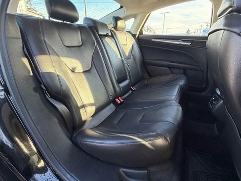 Used 2016 Ford Fusion Titanium image 12