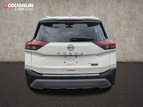Certified 2023 Nissan Rogue SV w/ SV Premium B Package AWD/4WD image 6