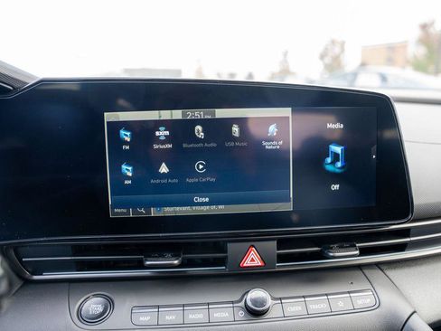 New 2025 Hyundai Elantra SEL image 29