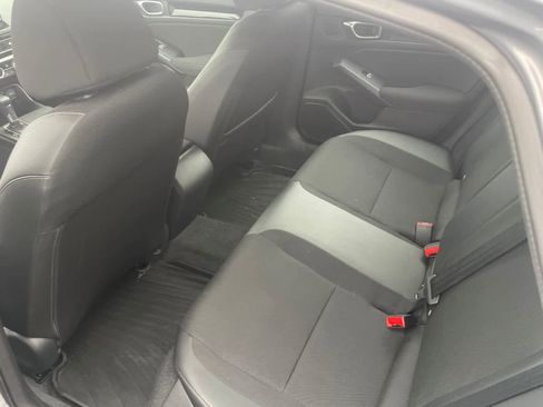 Used 2025 Honda Civic Sport image 4