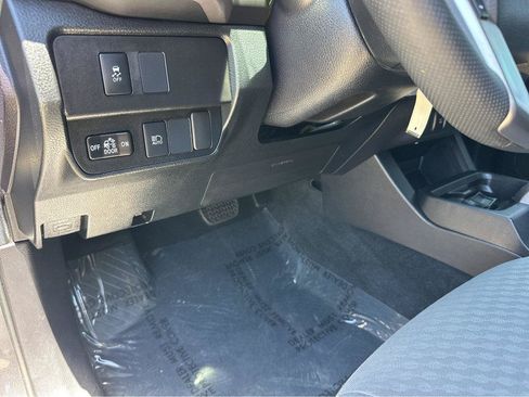 Used 2021 Toyota Tacoma SR5 RWD image 30