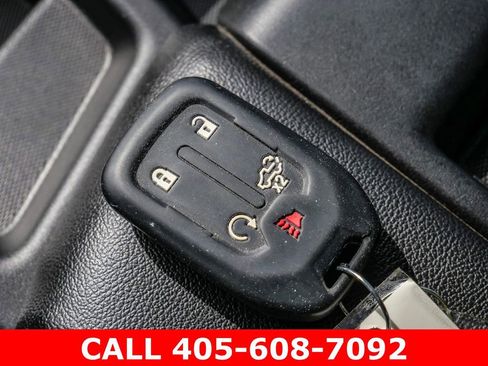 Used 2020 Chevrolet Silverado 1500 LT w/ All-Star Edition AWD/4WD image 34