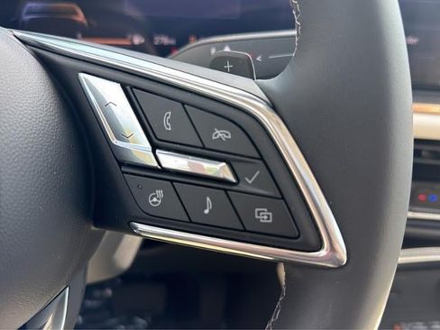 Used 2025 Buick Envision Avenir AWD/4WD image 30