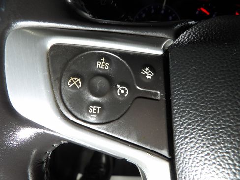 Used 2020 GMC Terrain SLE w/ Driver Convenience Package image 23