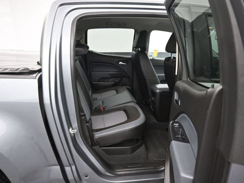 Used 2021 Chevrolet Colorado Z71 w/ Safety Package AWD/4WD image 40