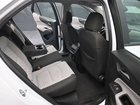 Used 2020 Chevrolet Equinox LS FWD image 29