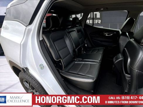 Used 2023 GMC Terrain AT4 AWD/4WD image 25