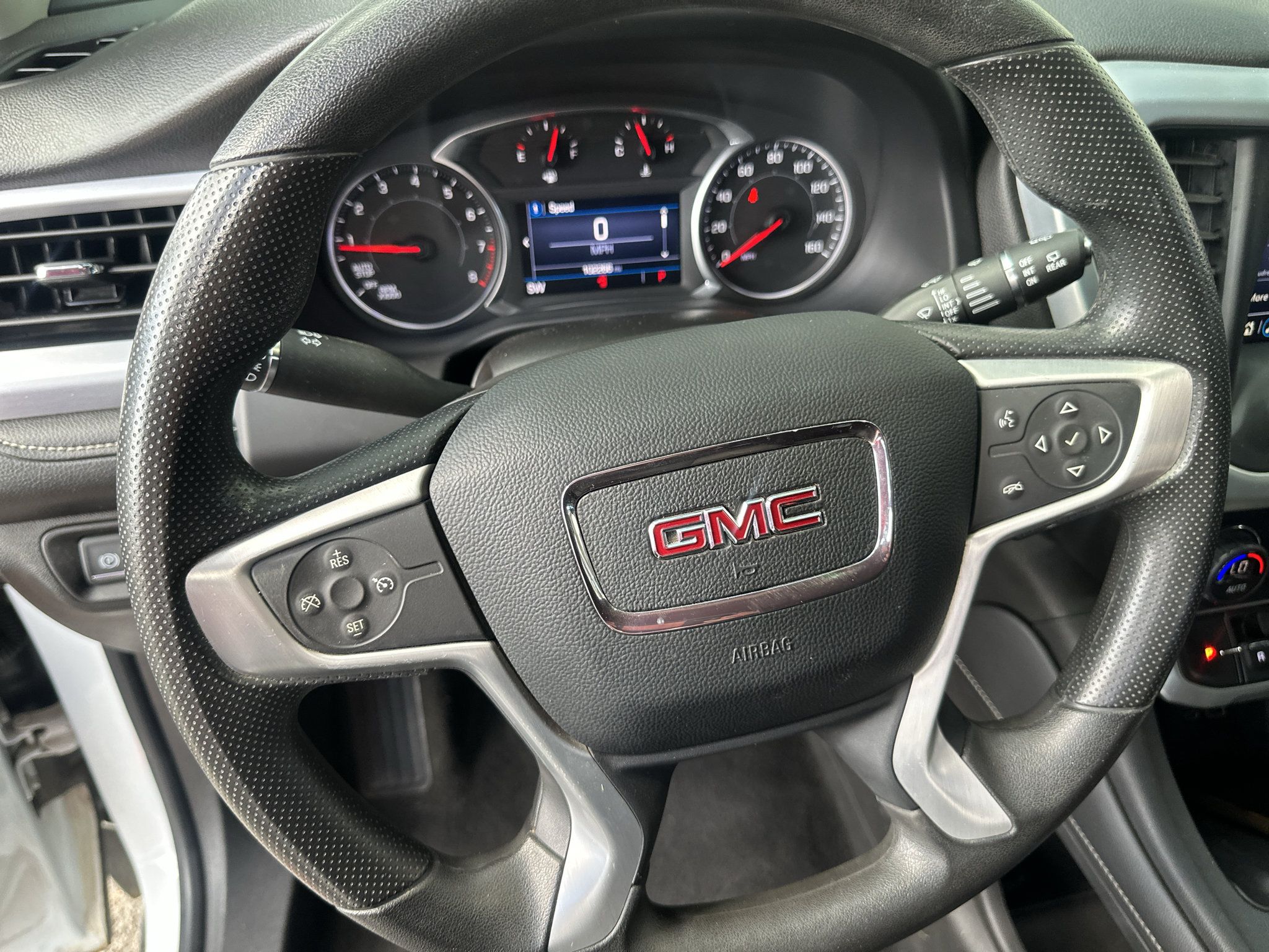 Used 2021 GMC Acadia SLE FWD image 14