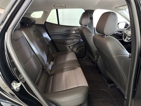 Used 2024 Chevrolet Trax LT w/ Driver Confidence Package image 31