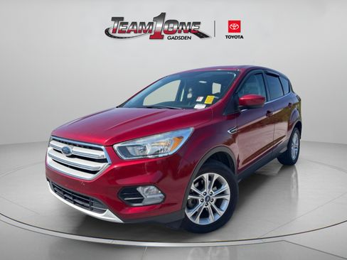 Used 2019 Ford Escape SE FWD image 4