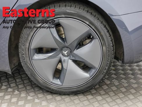Used 2019 Tesla Model 3 Standard Range RWD image 27