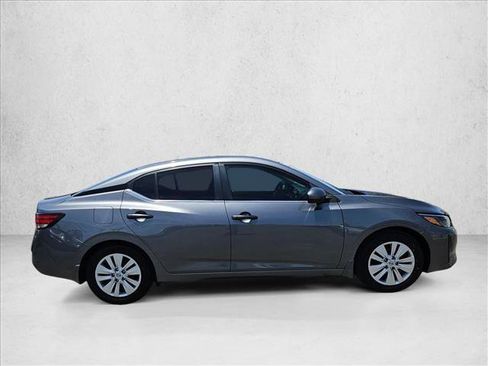Certified 2025 Nissan Sentra S FWD image 5
